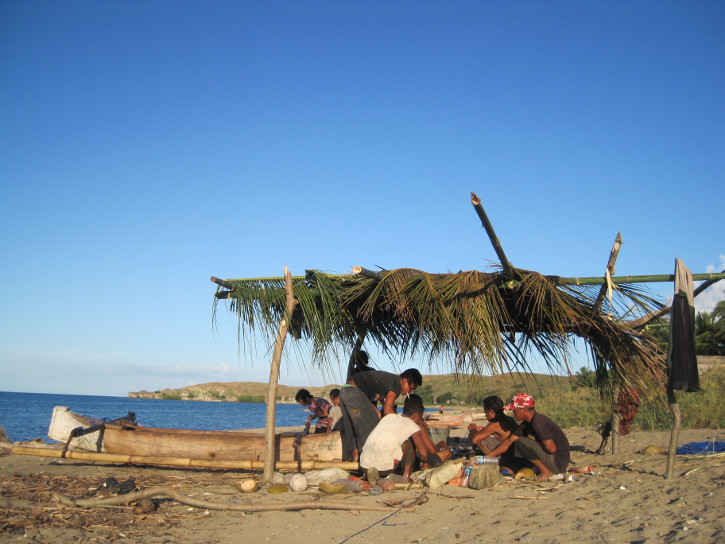 Discussing the lottery at the end of the day. (Thijs Schut)