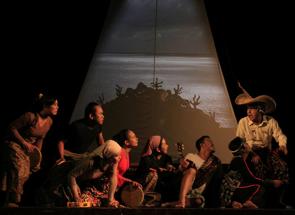 Pratama's production of The Age of Bones. '...theatre is the perfect medium for representing real and powerful stories.' (Teater Satu)